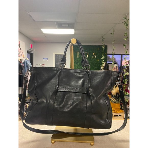 Longchamp Handbags - Longchamp 3D Black Leather Tote